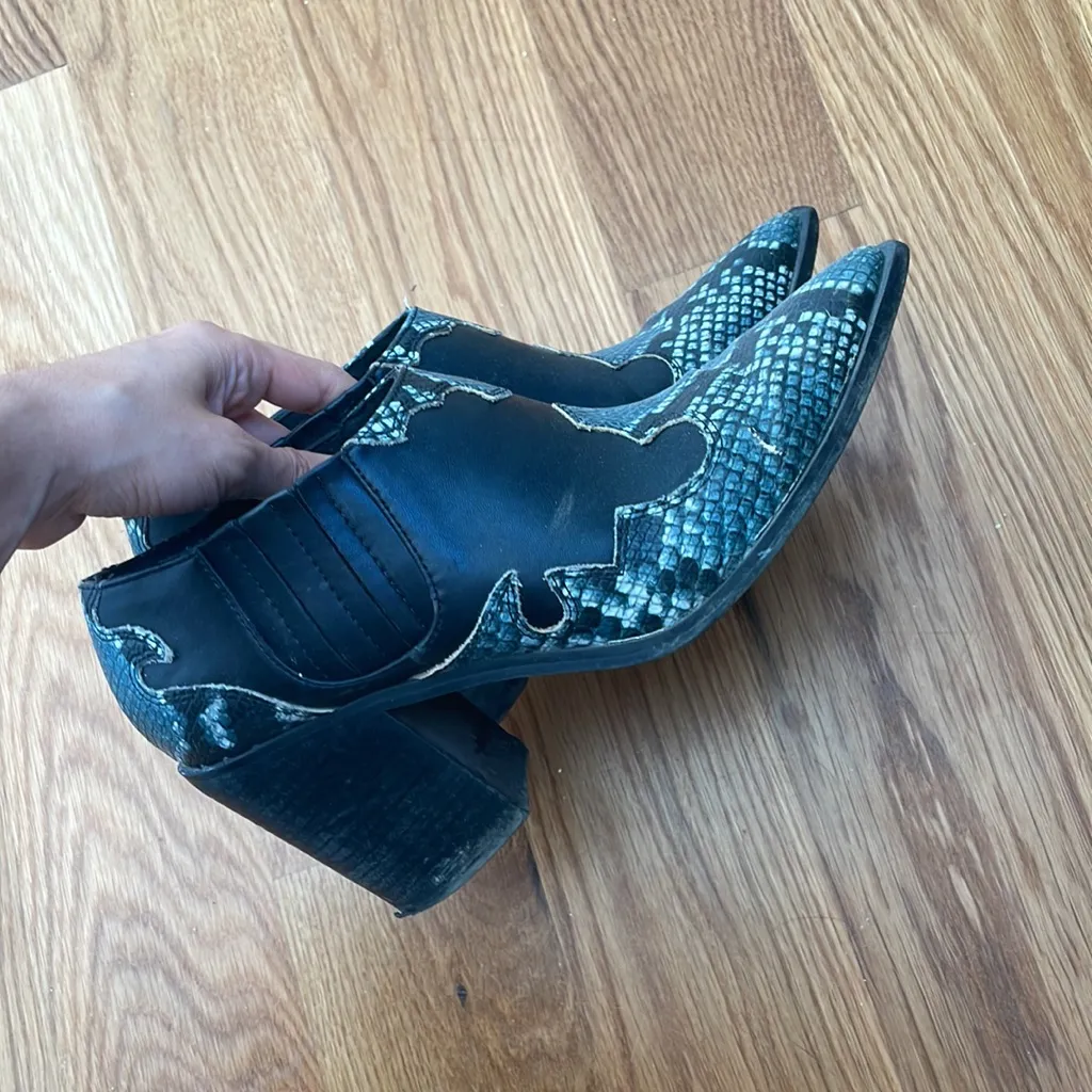 Black and Blue Urban Outfitters Jameson Western Style Snakeskin boots Si… - Image 6