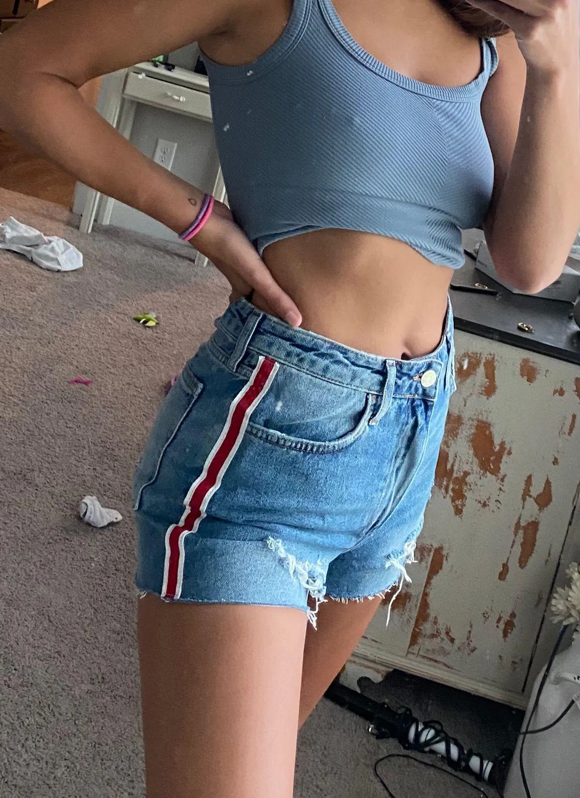 Distressed Jean Shorts with red stripe - Image 2