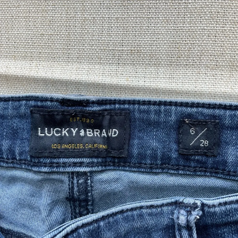 Lucky Brand Blue Jeans with Distressed Details - Image 2