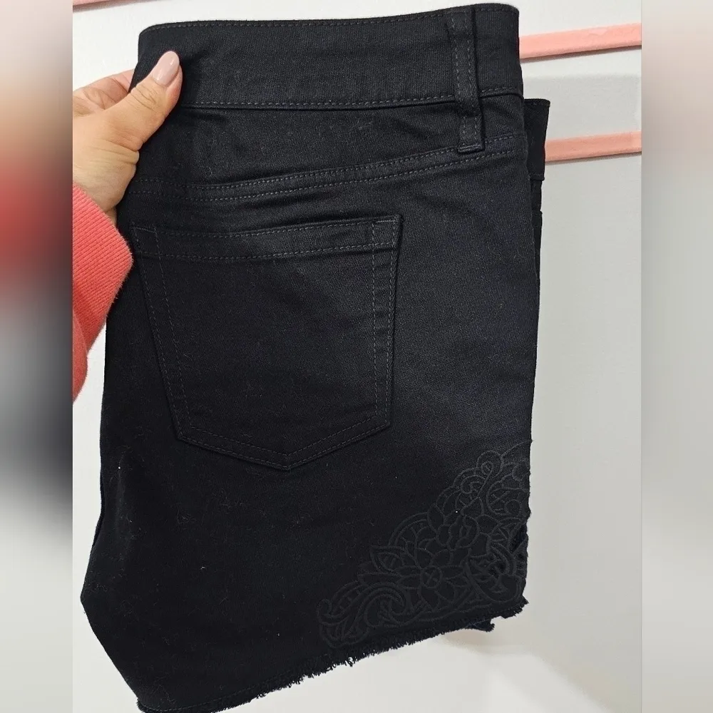 Torrid Denim Shorts Size 10 Black Embroidered Cotton Spandex NWT SS-1494 - Image 10