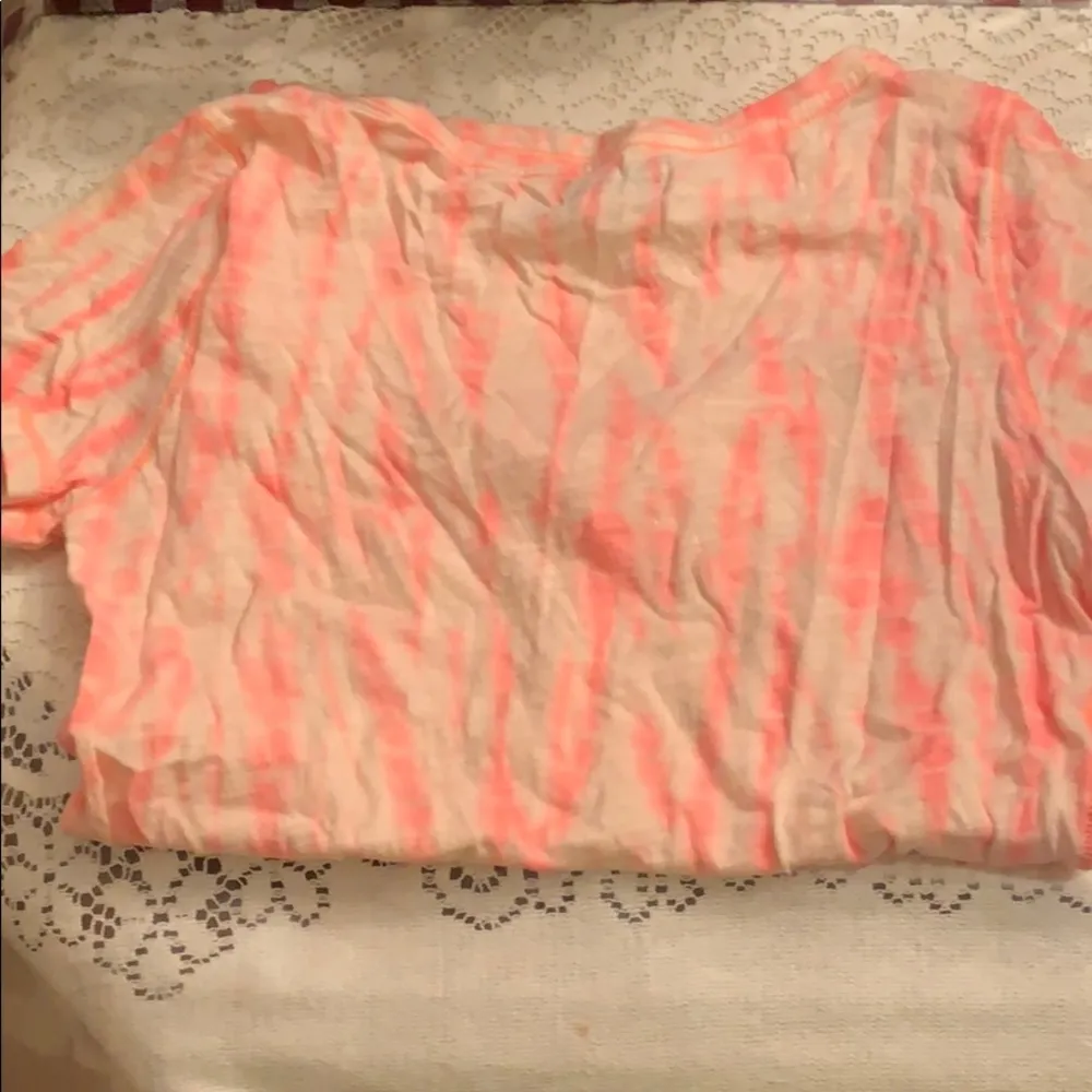 Slit vneck t-shirt - Image 4