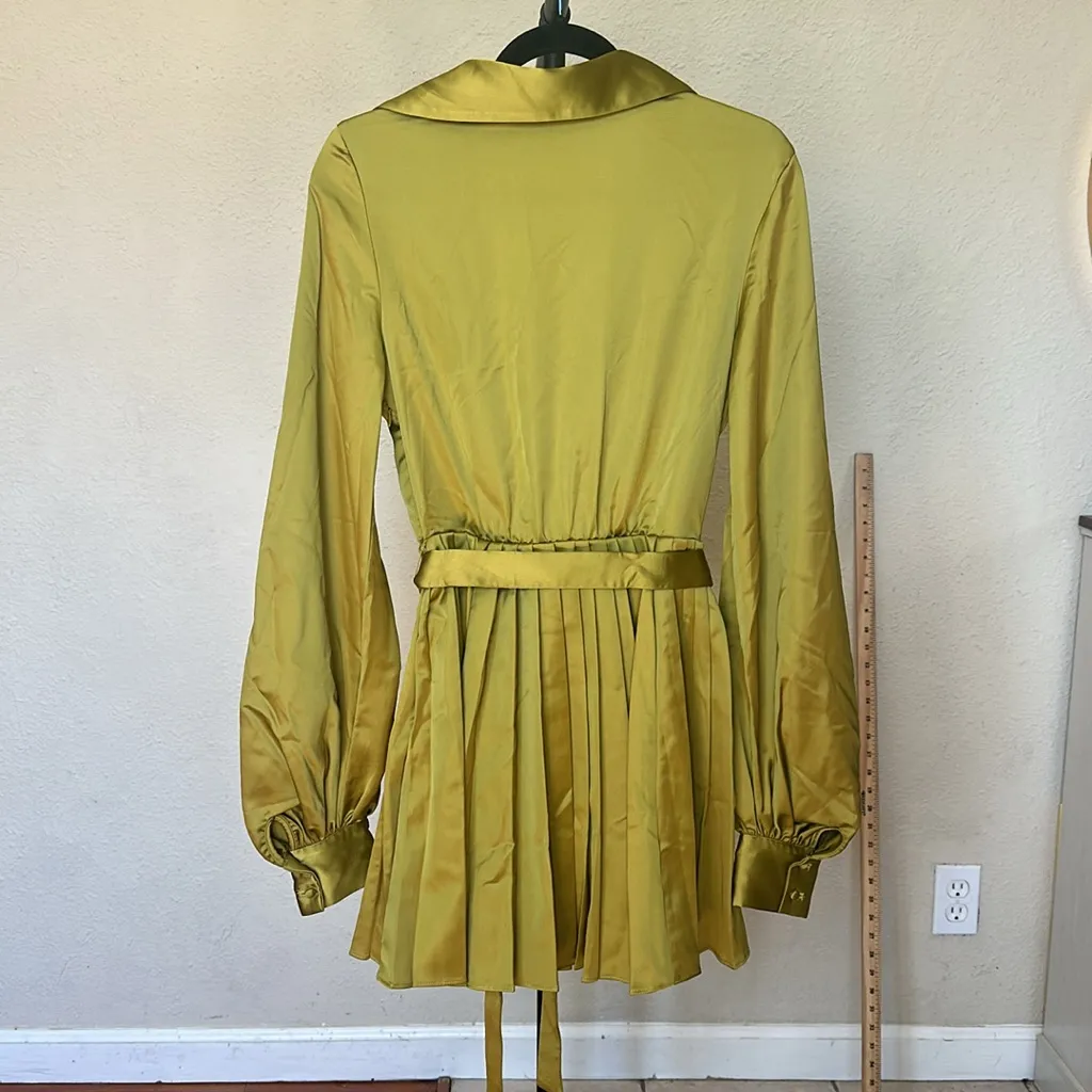 HOUSE OF CB 'Allegra' Chartreuse Pleated Shirt‎ Dress NWOT size L Tall - Image 8