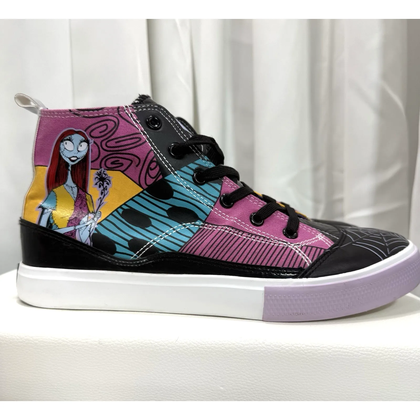 Sneaker Disney's Nightmare Women's Size 10 - Image 14