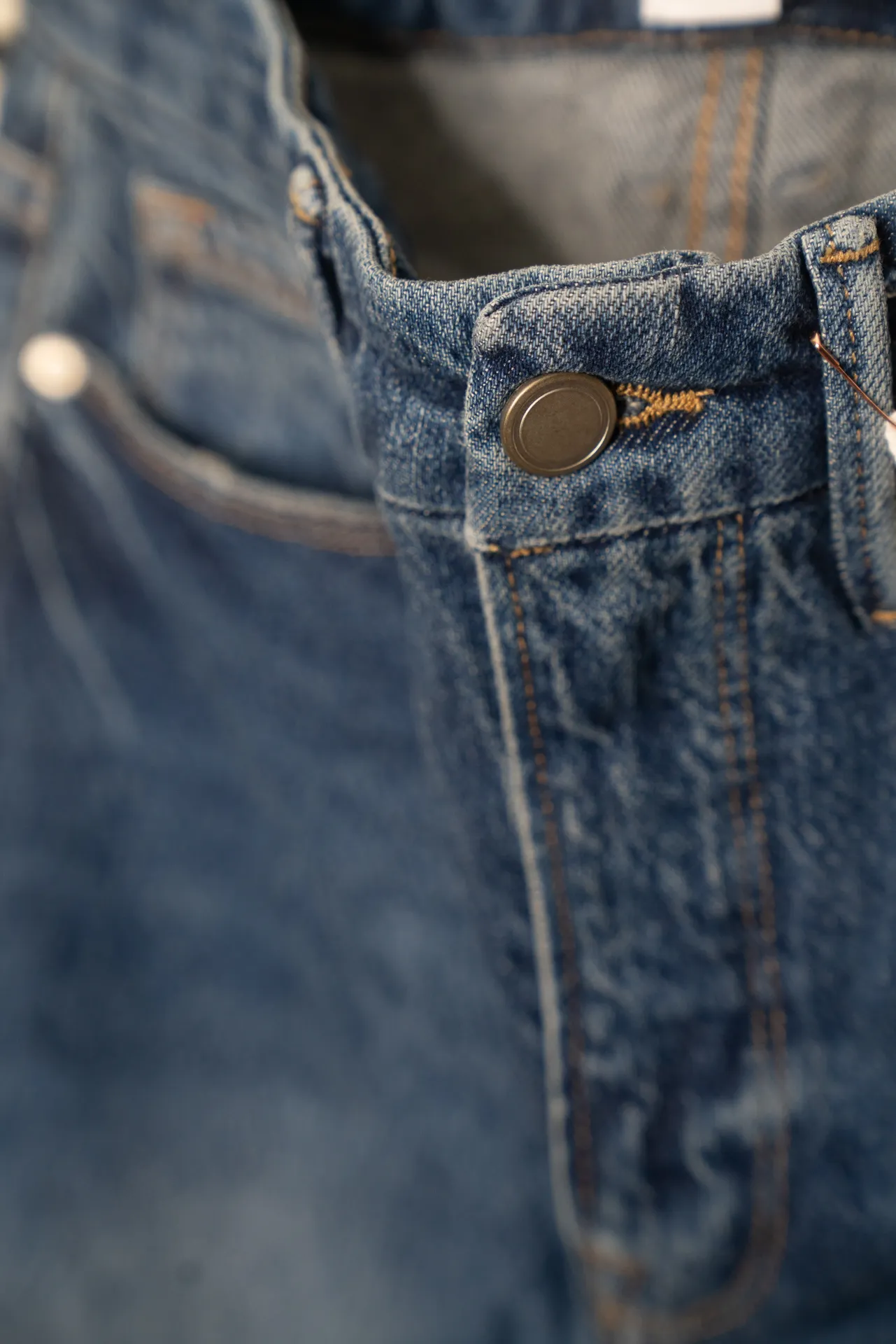 Good Classic High Rise Raw Hem Jeans in Blue940 - Size 00 / 24 NWT - Image 5