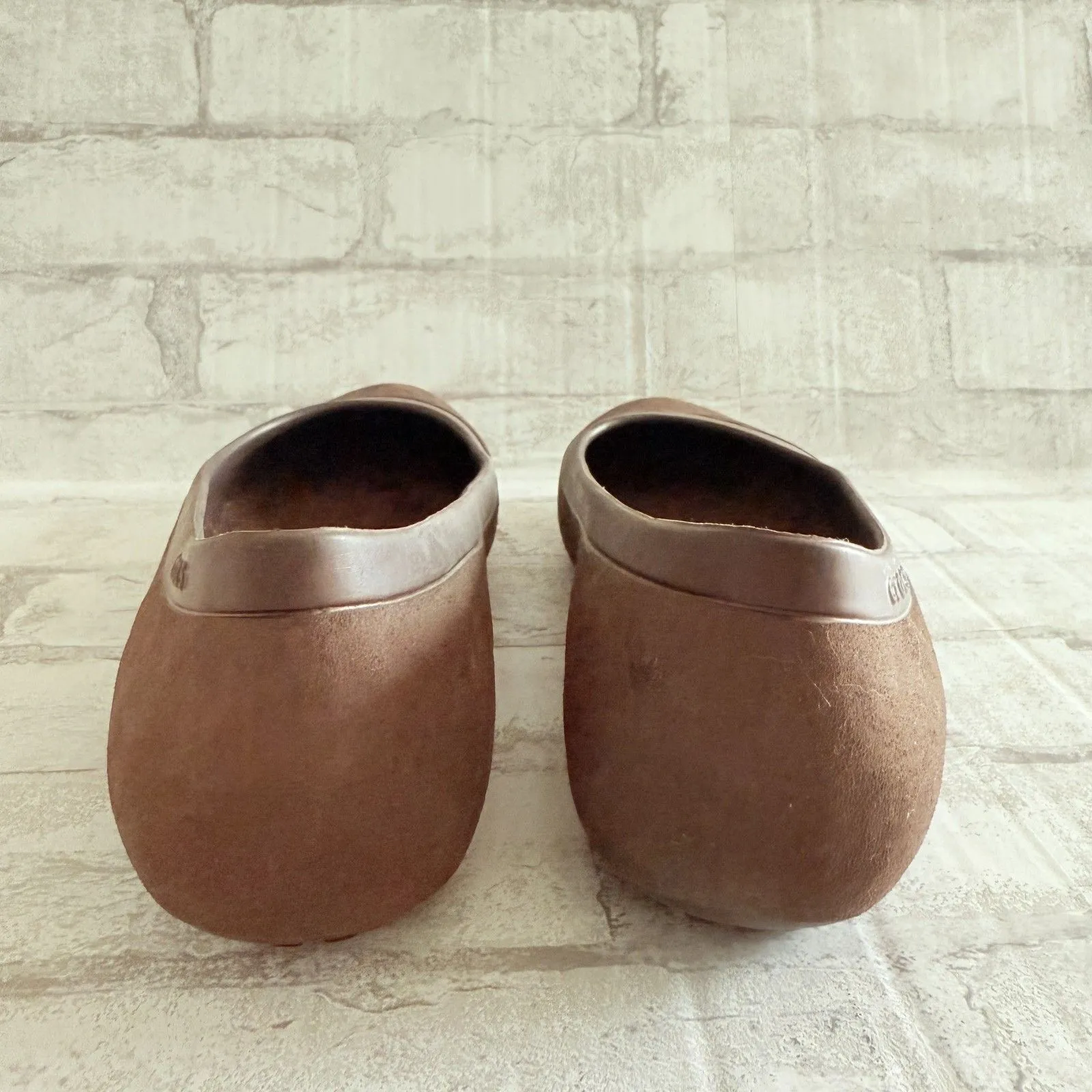 Crocs Women’s Brown Mammoth Lined Ballet Flats Faux Fur Cozy Skimmer Shoes Sz 10 - Image 4