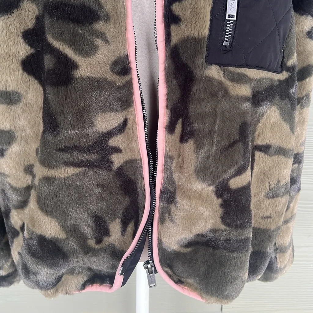Rails  “Wesley” Camo Print Jacket - Image 7