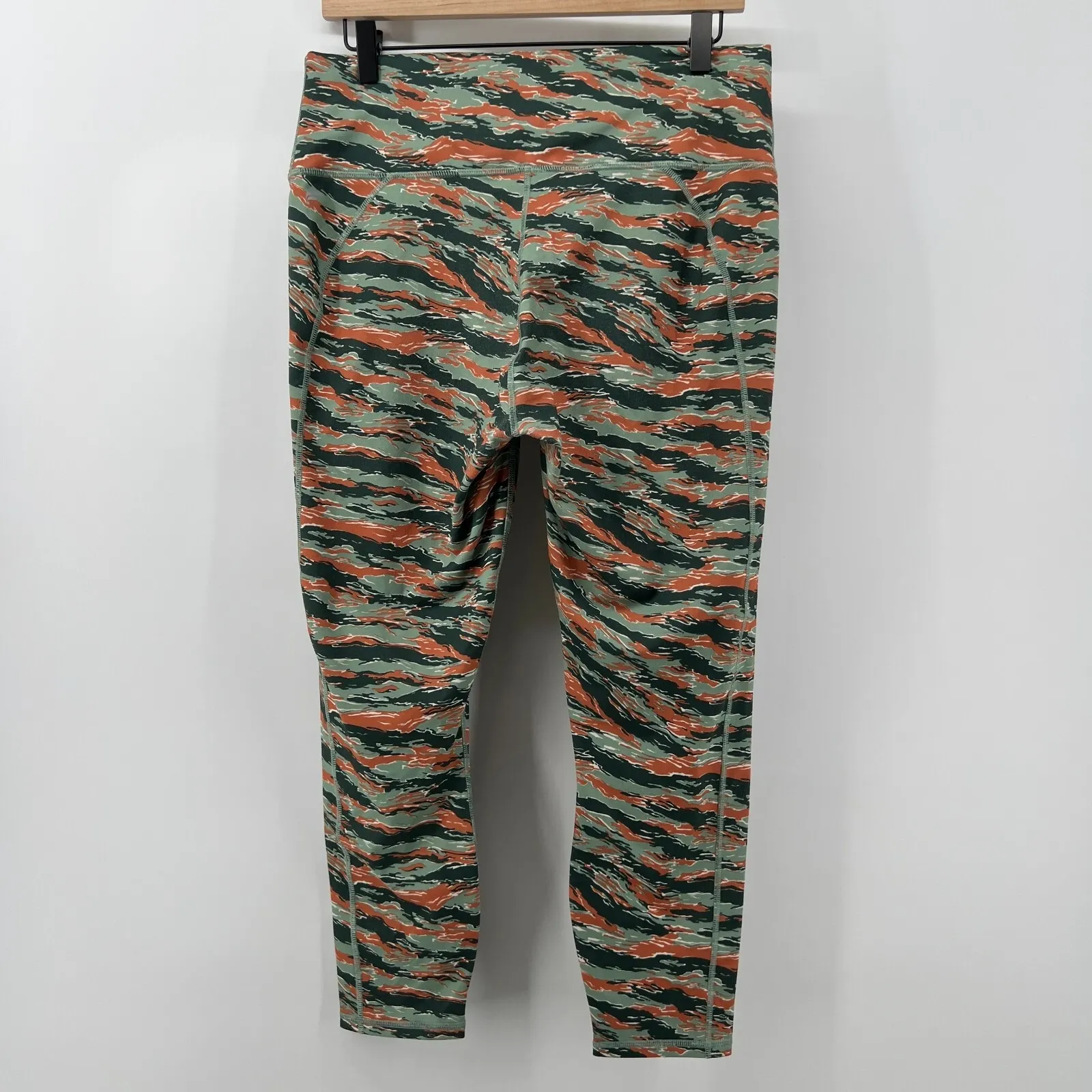 Fabletics Women XL Define PowerHold High-Waisted 7/8 Legging Tiger Camo‎ *READ - Image 2