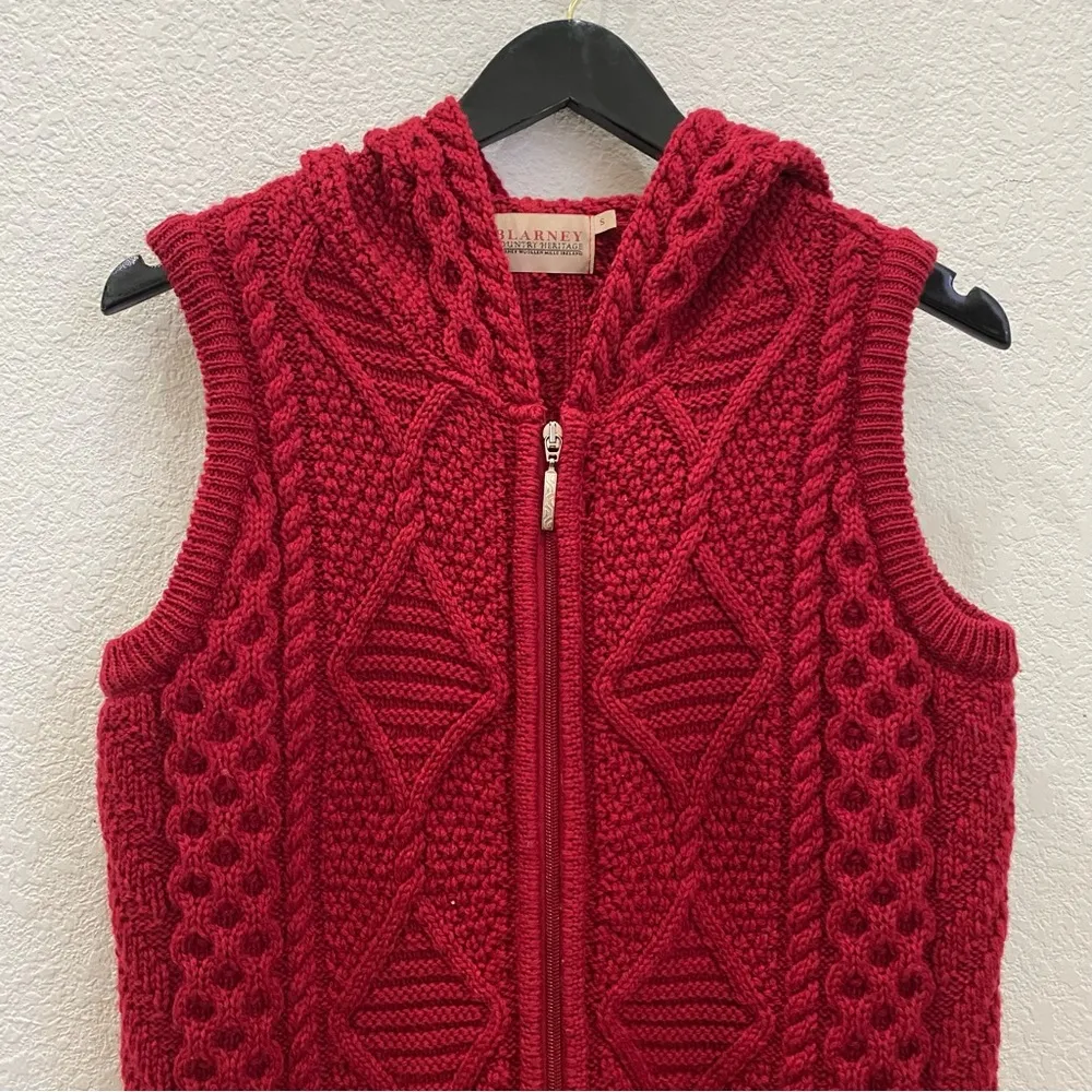BLARNEY 100% Merino Wool Red Carol Zip Sleeveless Hooded Knit Vest Size S - Image 11