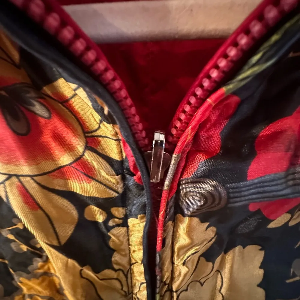 Beautiful jacket spring weight. Size L - Image 4