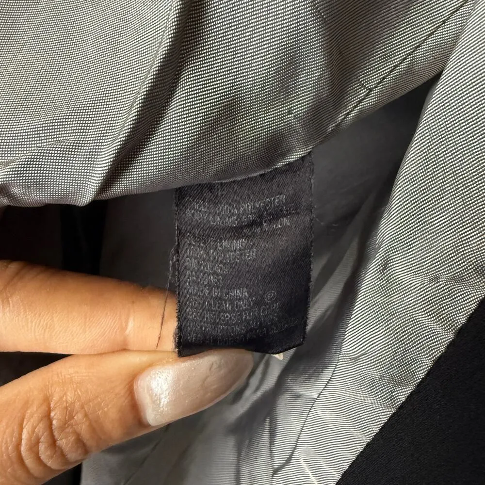 Tahari sz 8‎ black snap button work career blazer Jacket - Image 6