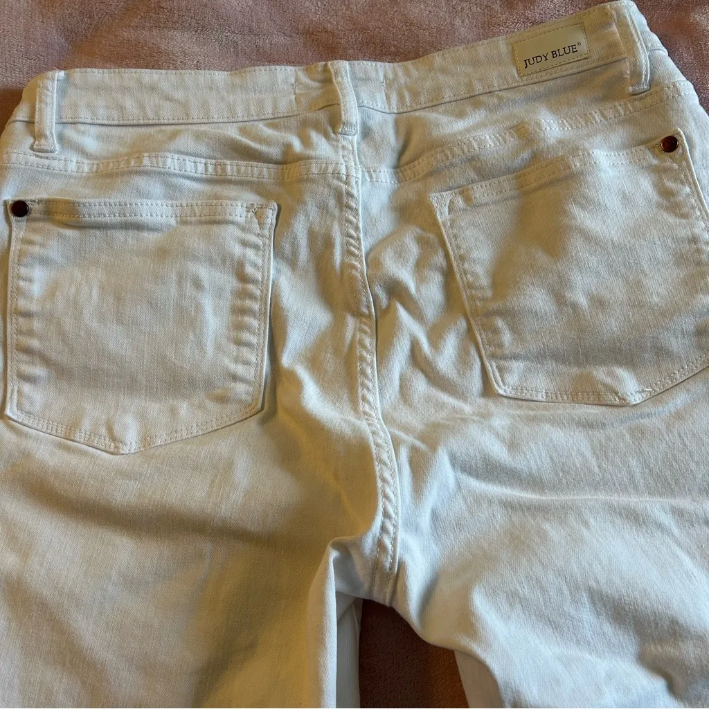 Judy Blue white skinny fit capri denim size 13/31 summer stretch high rise - Image 3