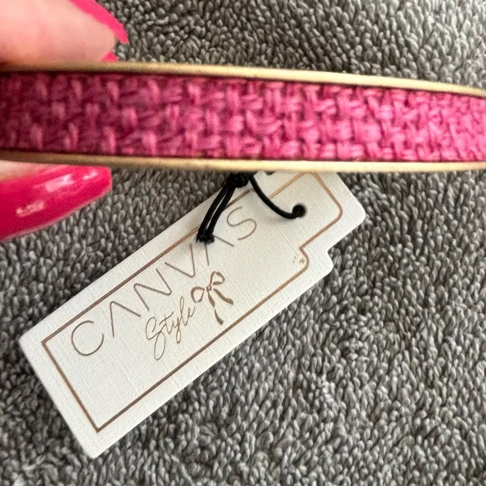 NWT CANVAS Danielle Pink Raffia Hinge Bangle - Image 3