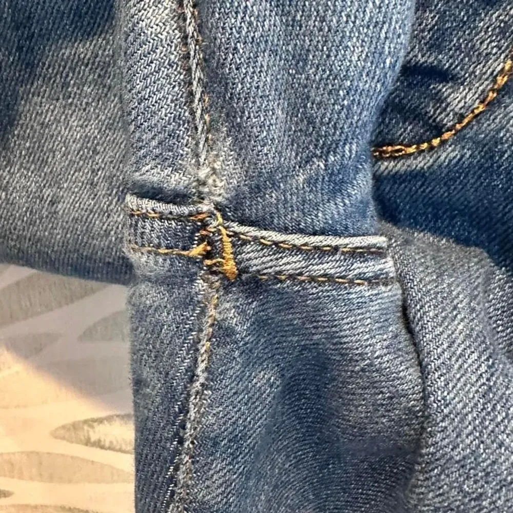 Anthropologie Pilcro the‎ Icon High Waisted Denim Flare Jeans Size 30 - Image 7