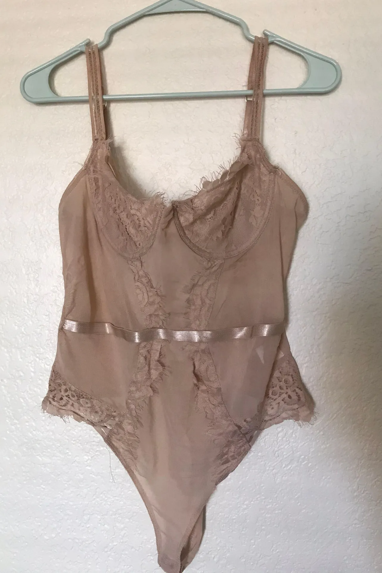 Tan Bodysuit Size L - Image 2