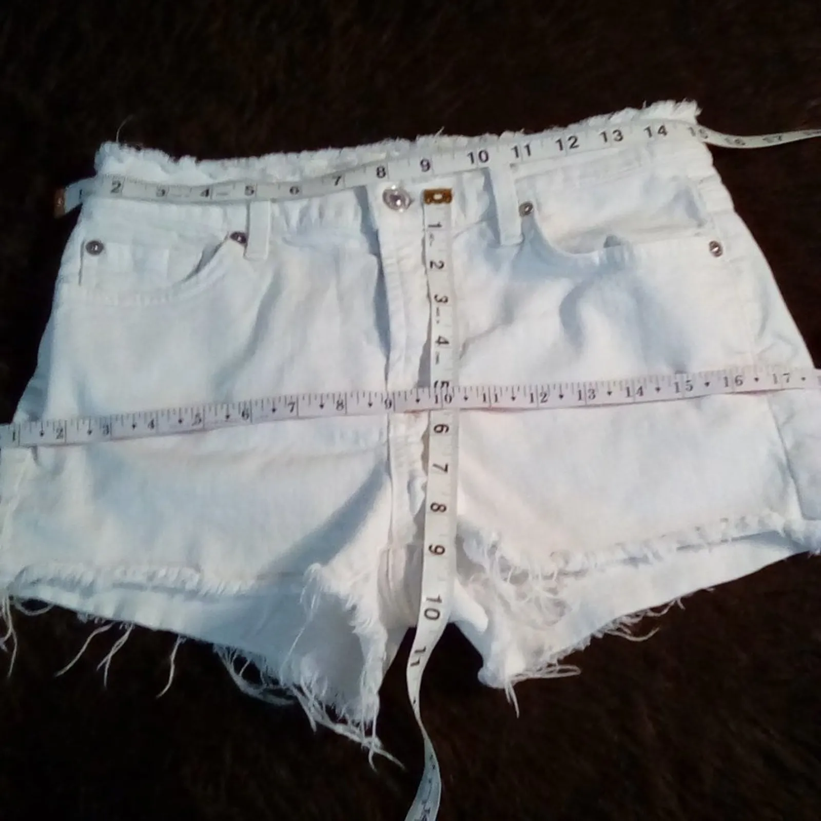 7 For All Mankind 7FAM White Denim Shorts 26 Casual Boho Classic Preppy Coquette - Image 5