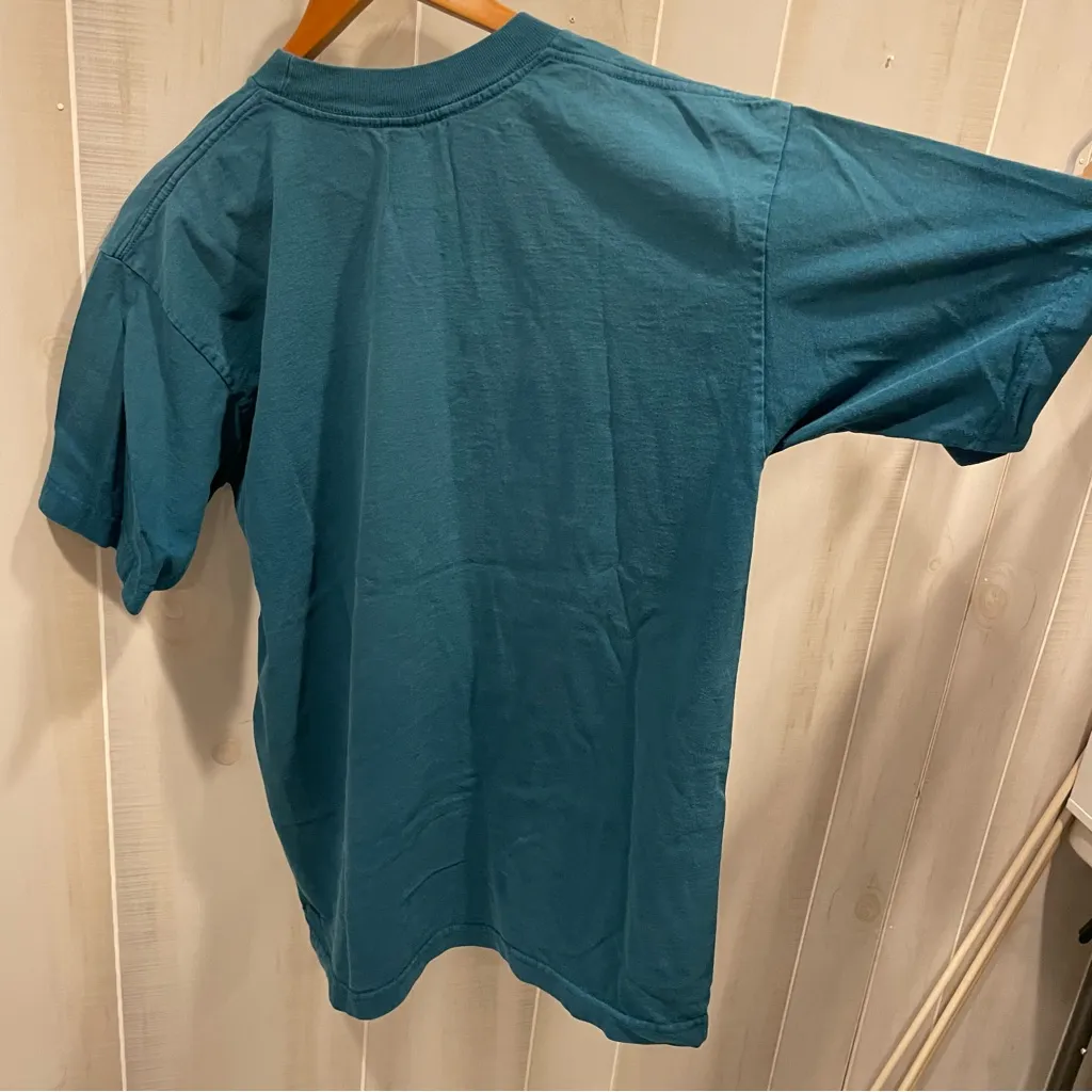 Vintage 90’s soft cotton aqua Channel Islands dolphin embroidery t - Image 3