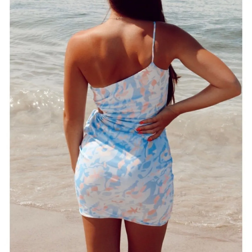 NWT Cotton Candy‎ Amelia Cutout Dress Blue Pink Beachy Vacation Club Size Small - Image 2