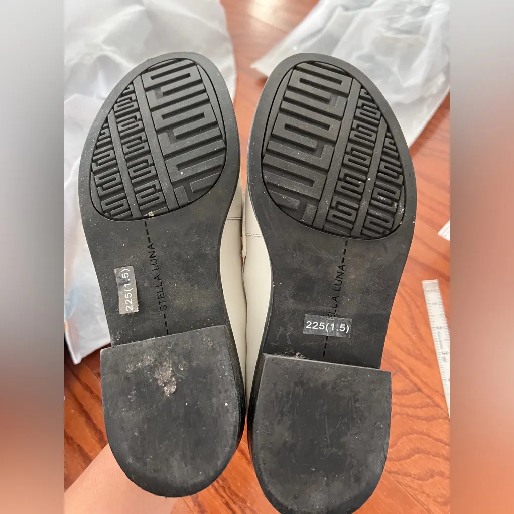 Stella Luna Elegant White Loafers with Crystal Buckle Size undefined - Image 3