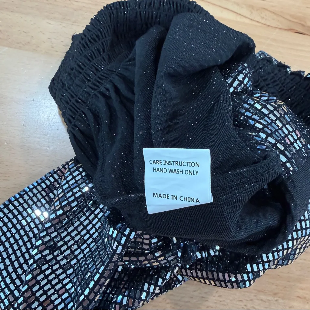 Queen Of Sparkles Black Disco Ribbed Swing Short Metallic
Size Medium - Image 8