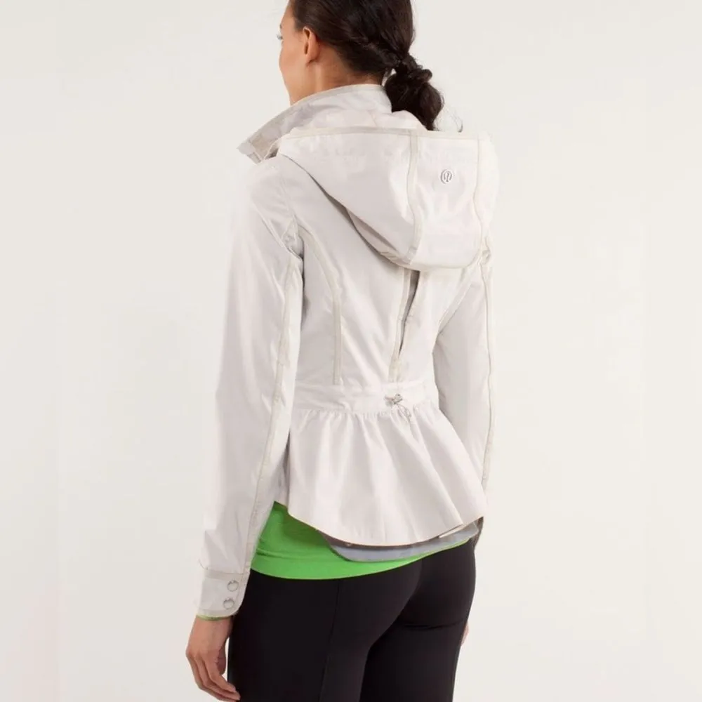 Lululemon Out and About Peplum water repellent cream Jacket Ecru size 4 with hoo - Image 3