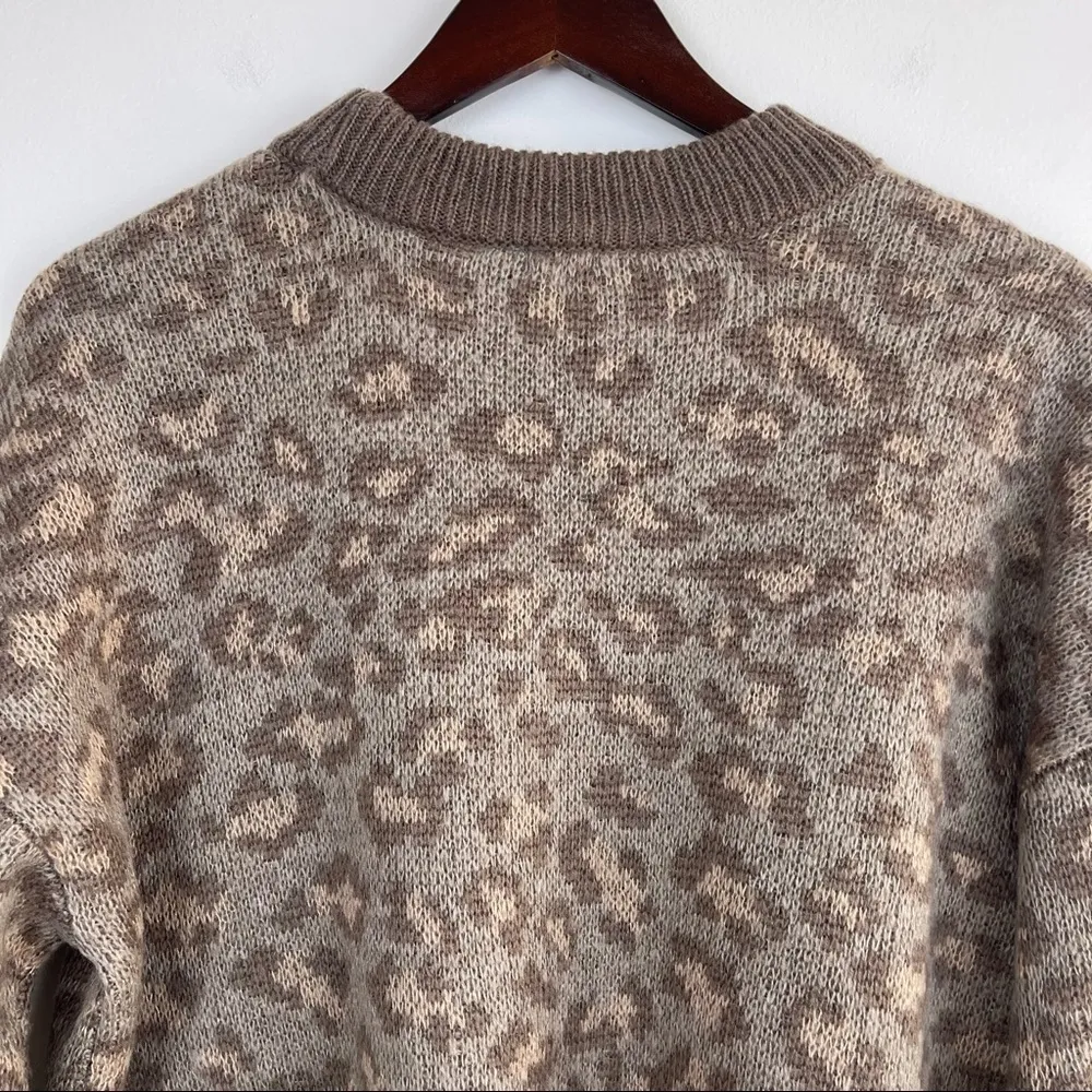 𝅺Aerie Animal Print Leopard Print Pullover Sweater Women’s Size S - Image 8