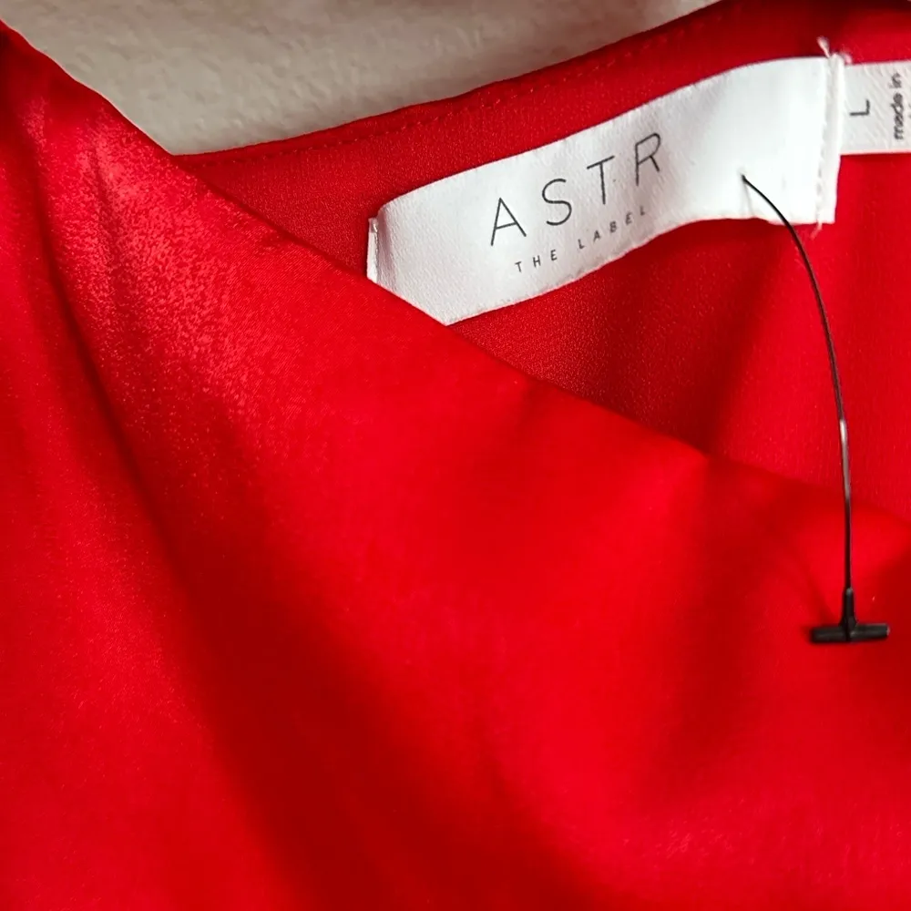 🆕 NWT Astr Cherry red dress - Image 5