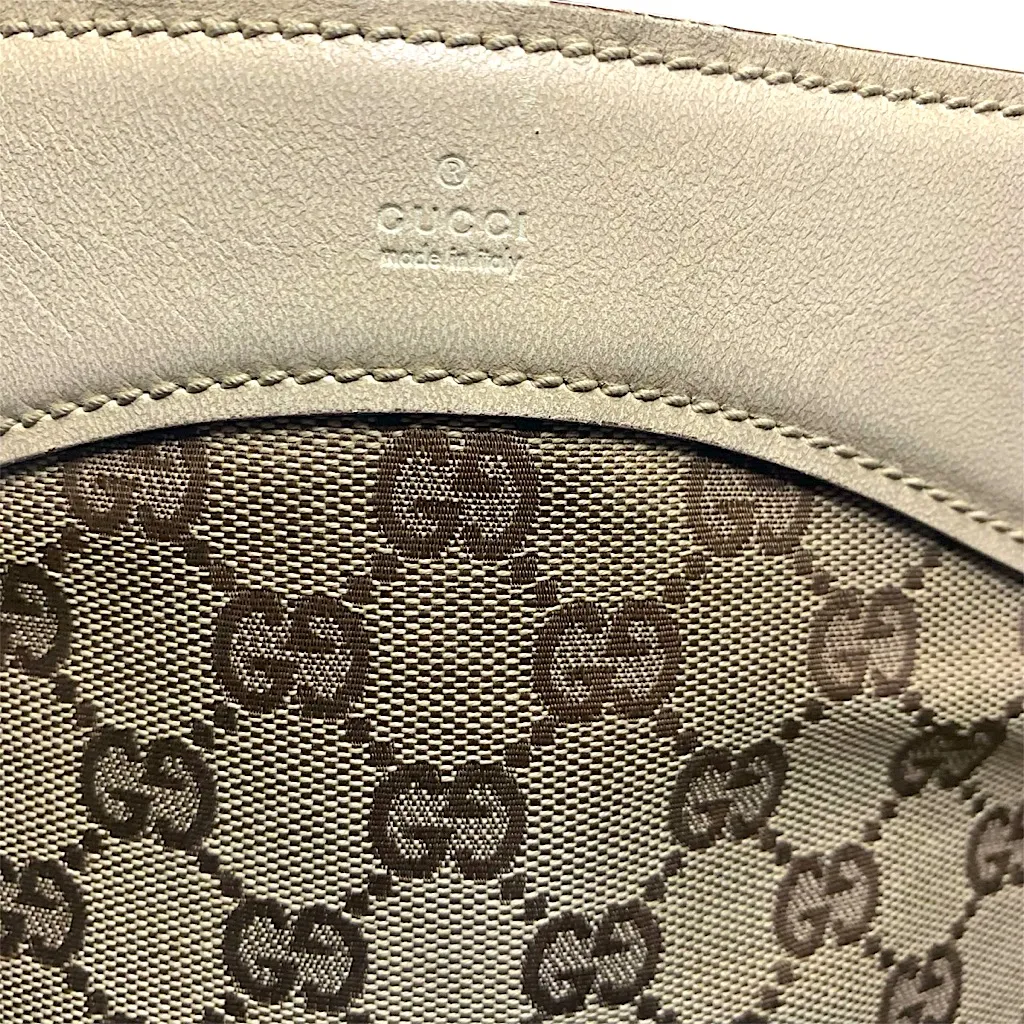 • Gucci monogram canvas and leather bucket bag - Image 6