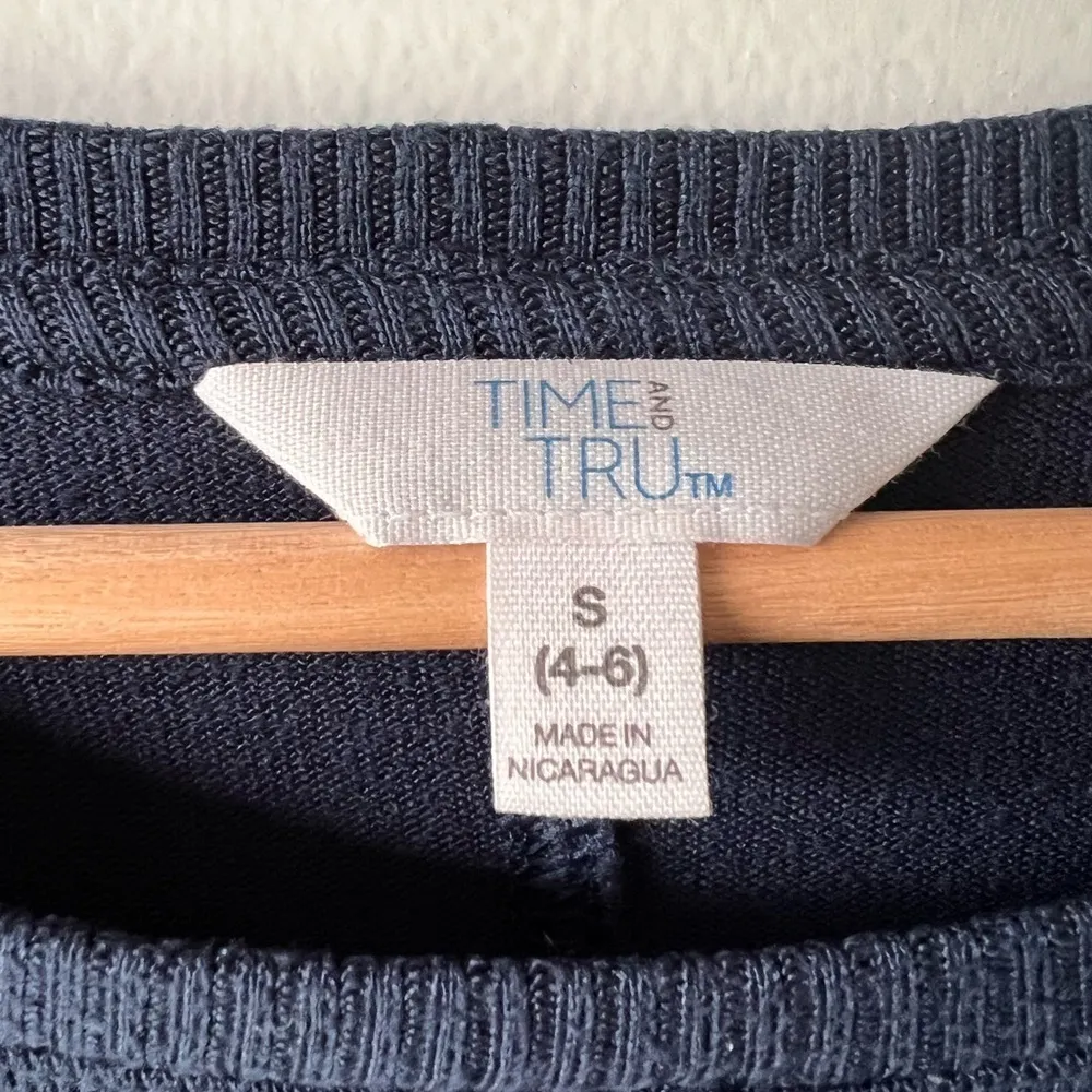 Women's sweatershirt crewneck casual pullover long sleeve rounded top Blue S. - Image 8