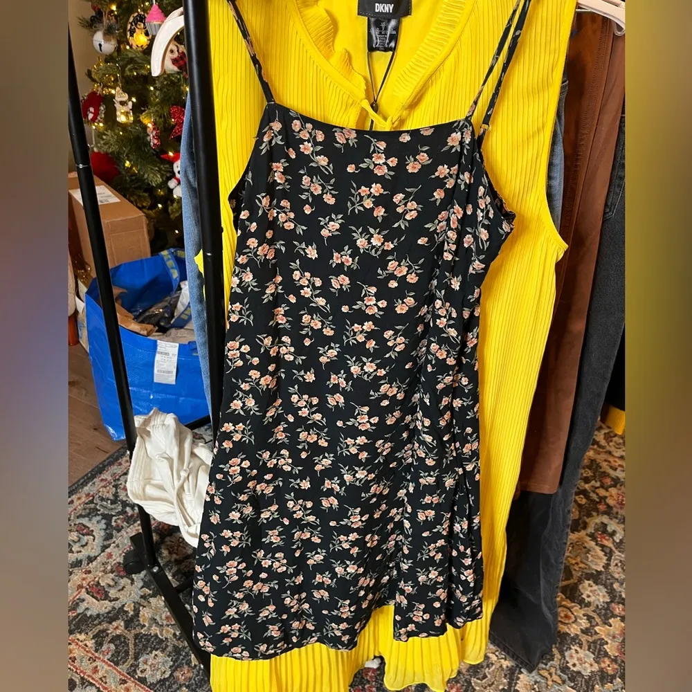 American Eagle floral dainty mini dress Xs - Image 3