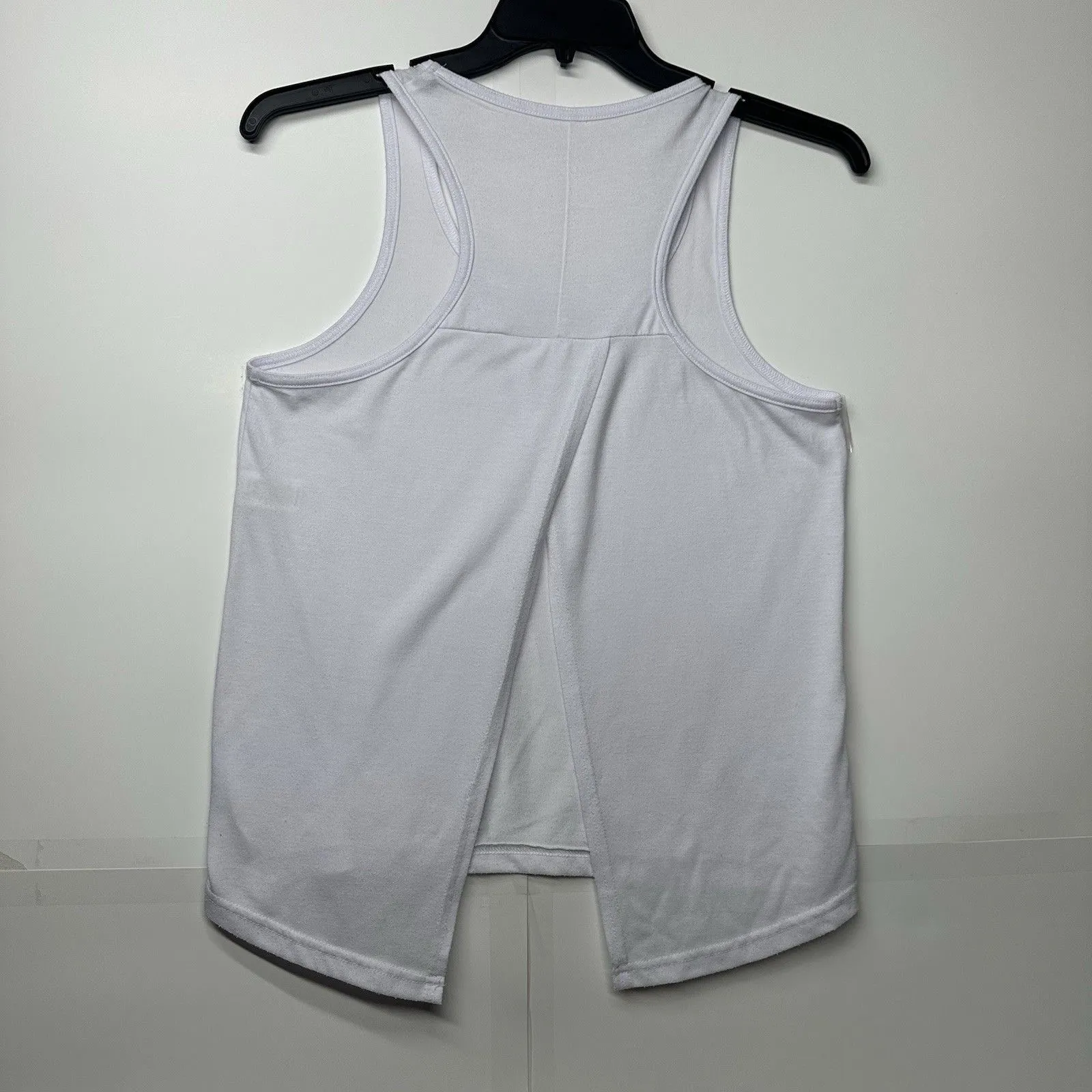 Urban Groove Women's White Tank Top M High Low Hem Sleeveless Casual Shirt Size M - Image 4