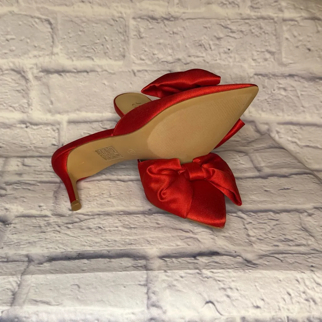 Journee Collection Red Satin Heels with Bow - Image 2