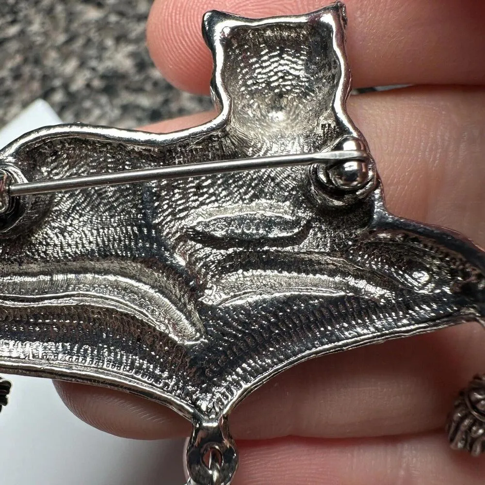 Avon Cat On Pillow Tassel Dangles Faux Marcasite Signed Silver Tone Brooch Pin - Image 3
