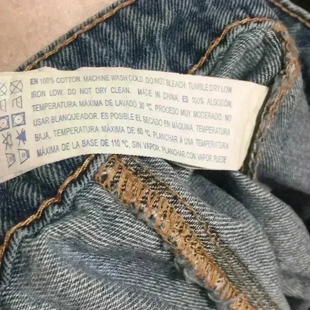 Last chance- FOREVER 21 -‎ BUTTON FRONT DENIM MINI SKIRT - Image 7