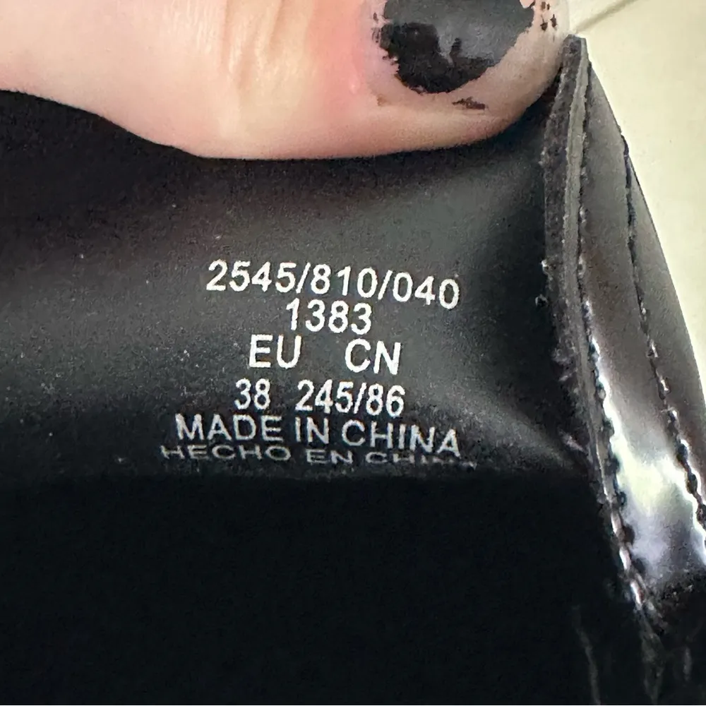 Zara Lug Sole Horse Bit Patent Loafers Womens 7.5 Black - Image 5