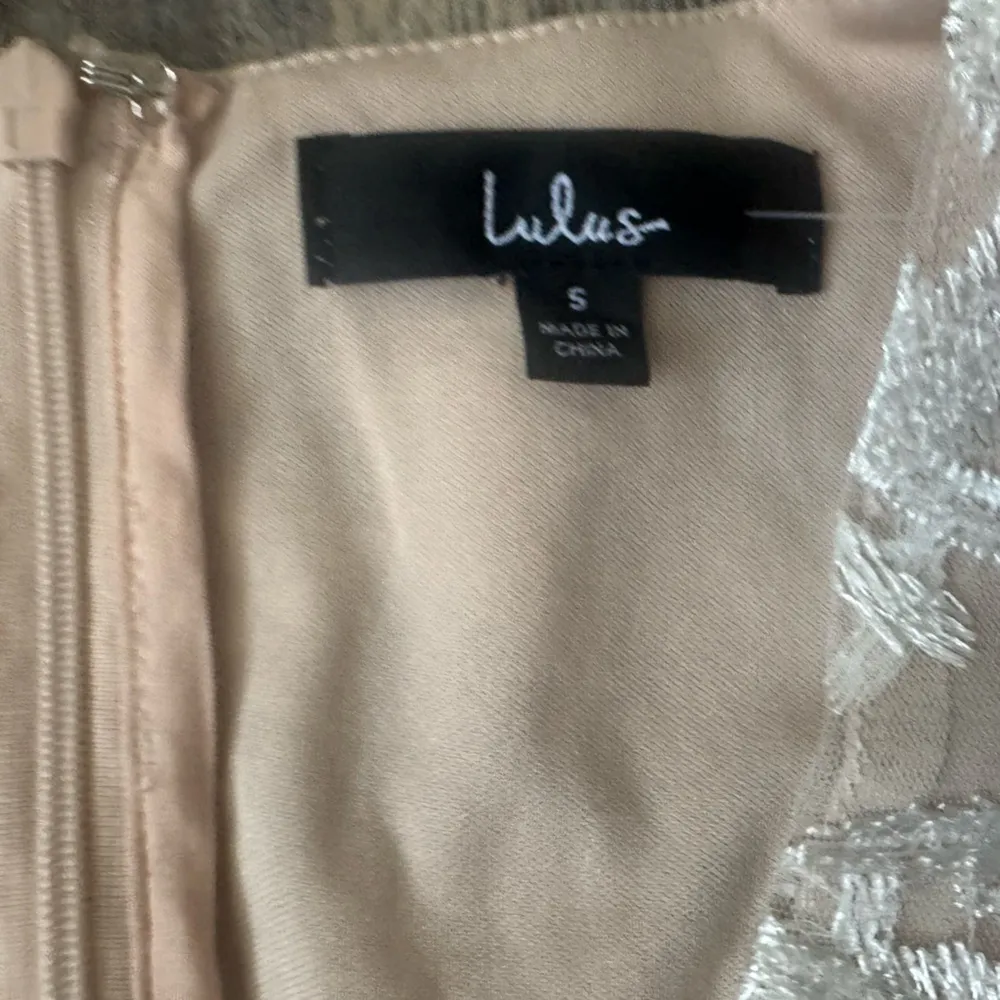 Lulu’s Celebration Hour White Sequin Embroidered Mini Party Dress size Small - Image 11