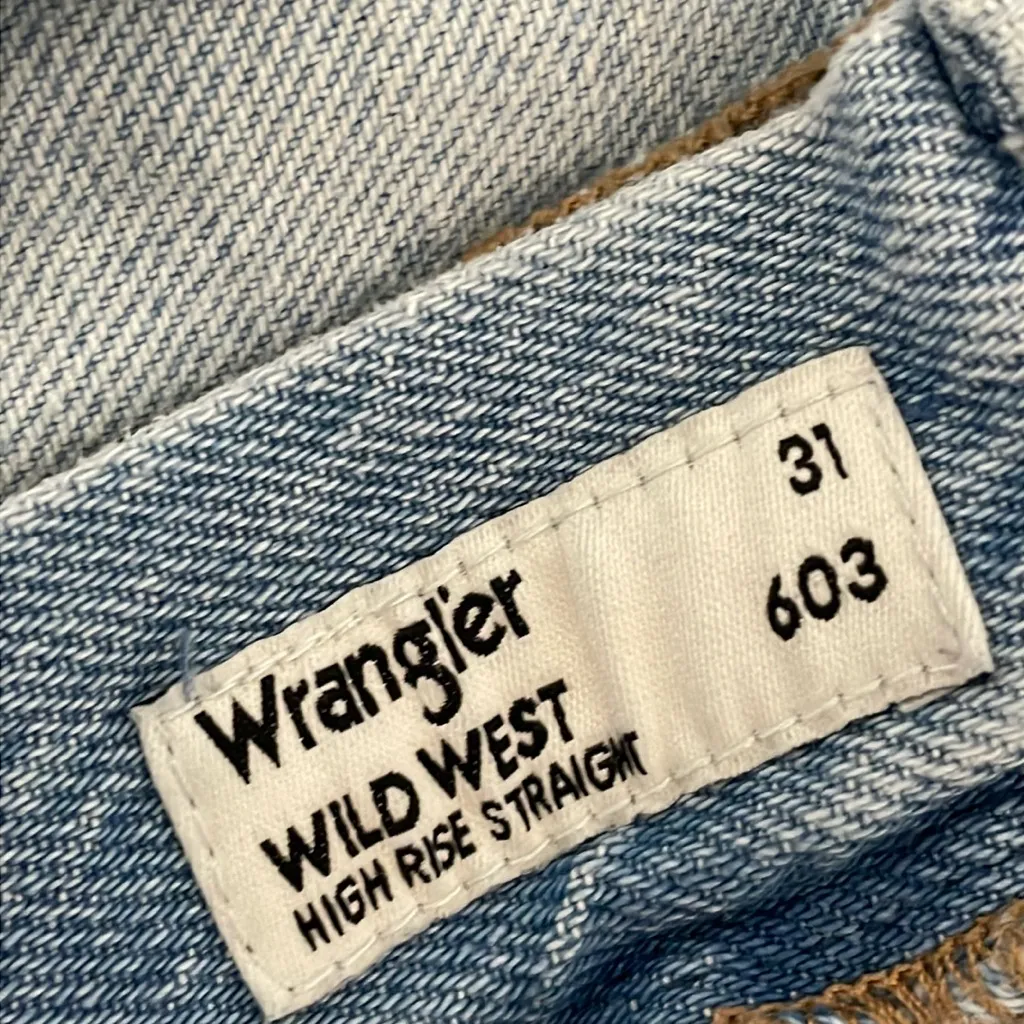 Wrangler Wild West 603 High Rise Straight Jean 31X28 - Image 9