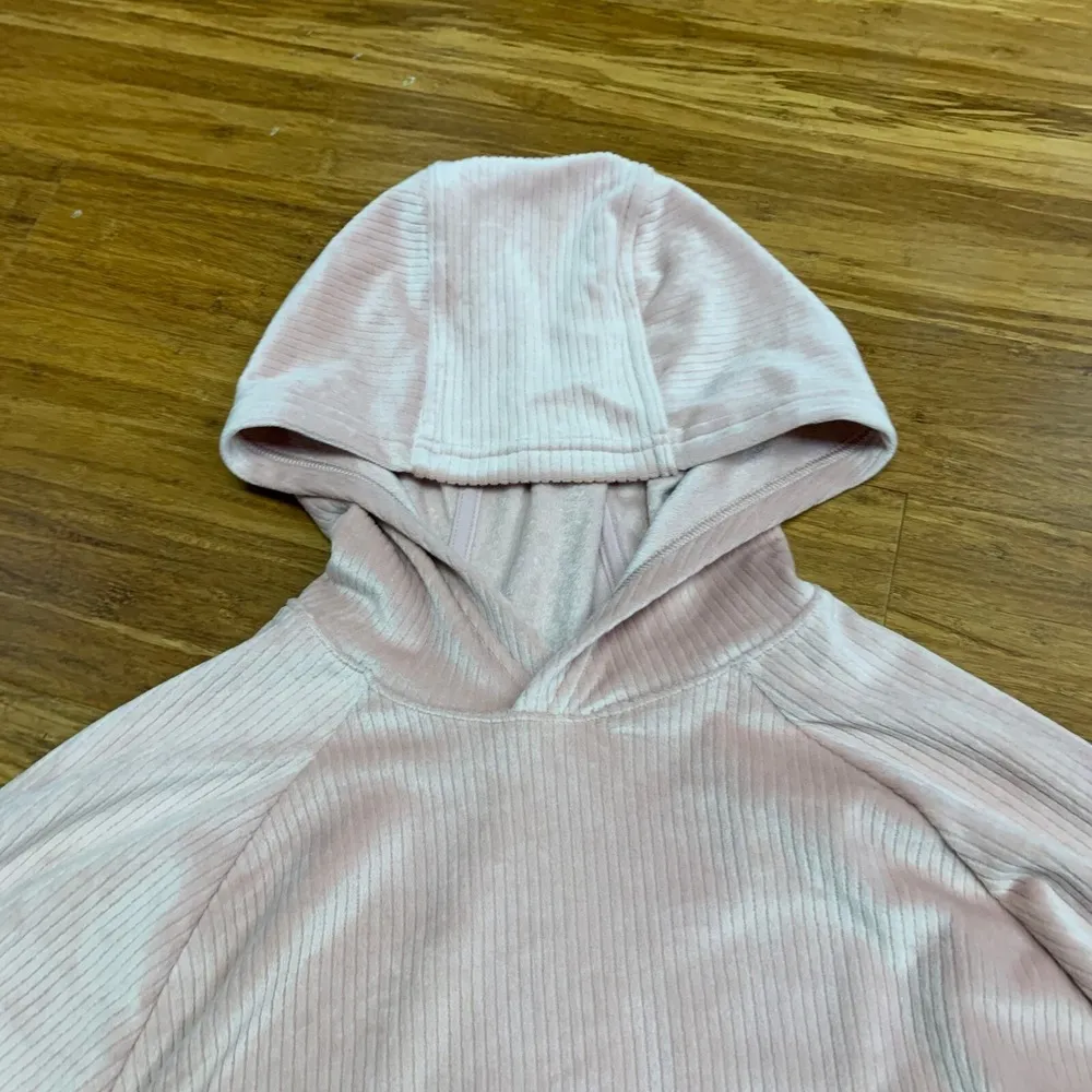 All in Motion Velour Rib Hoodie Women Small Pink Thumb Hole Cuffs Athleisure Top - Image 2