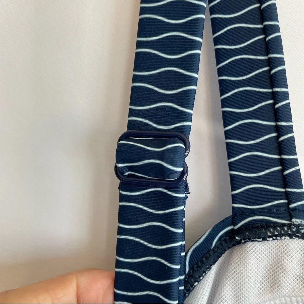 Shekini rouged swimsuit, non removable pads, size medium, adjustable straps Blue - Image 6