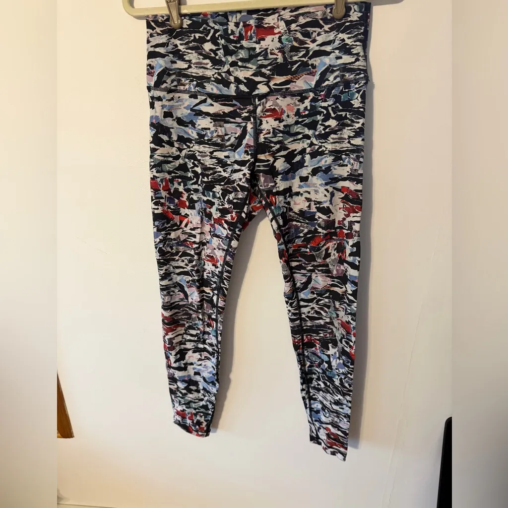 Lululemon Wunder Under High Rise 28”. EUC! Culture Clash Multi Black. - Image 2