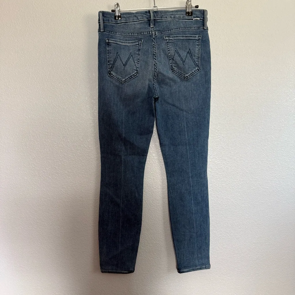 Mother The Looker Ankle Skinny Jeans in We The Animals Wash 29 Blue - Image 5