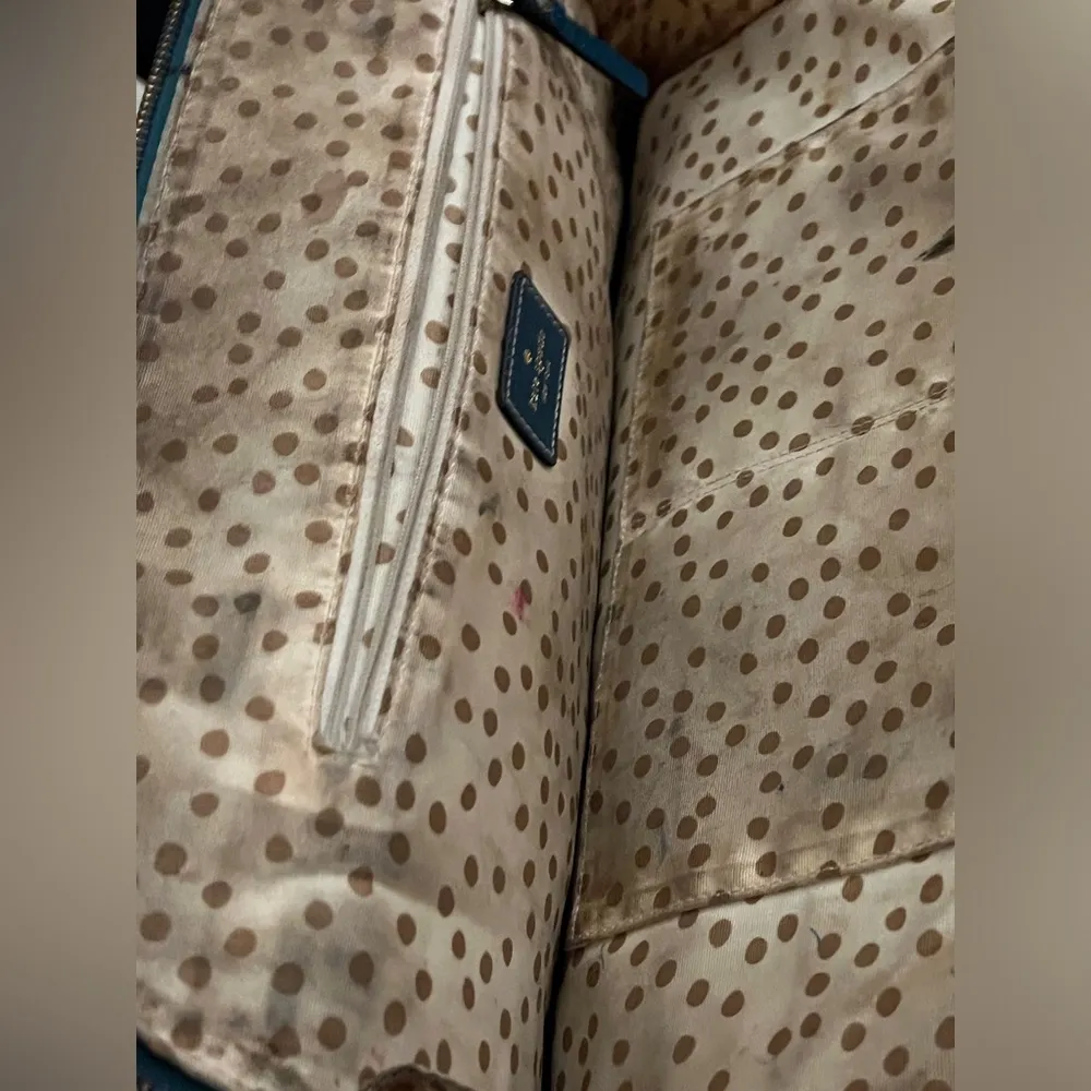 Kate Spade Medium Satchel duffle purse in a beautiful teal color - used - Image 7