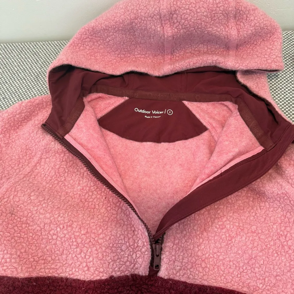 Outdoor Voices MegaFleece Half-Zip Hoodie in Truffle Pink Burgundy, Size Small - Image 6