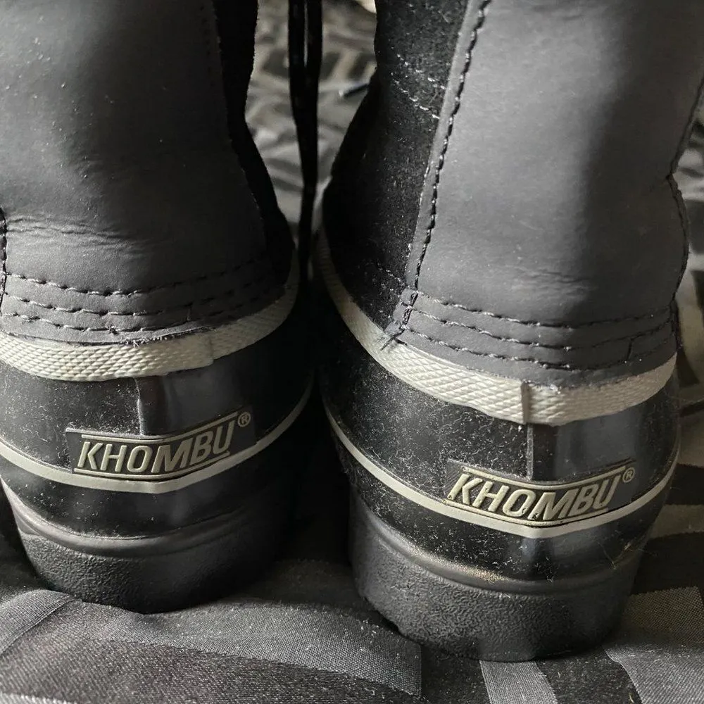 KHOMBU Black boot with faux fur to keep you feet warm for those cold days - Image 7