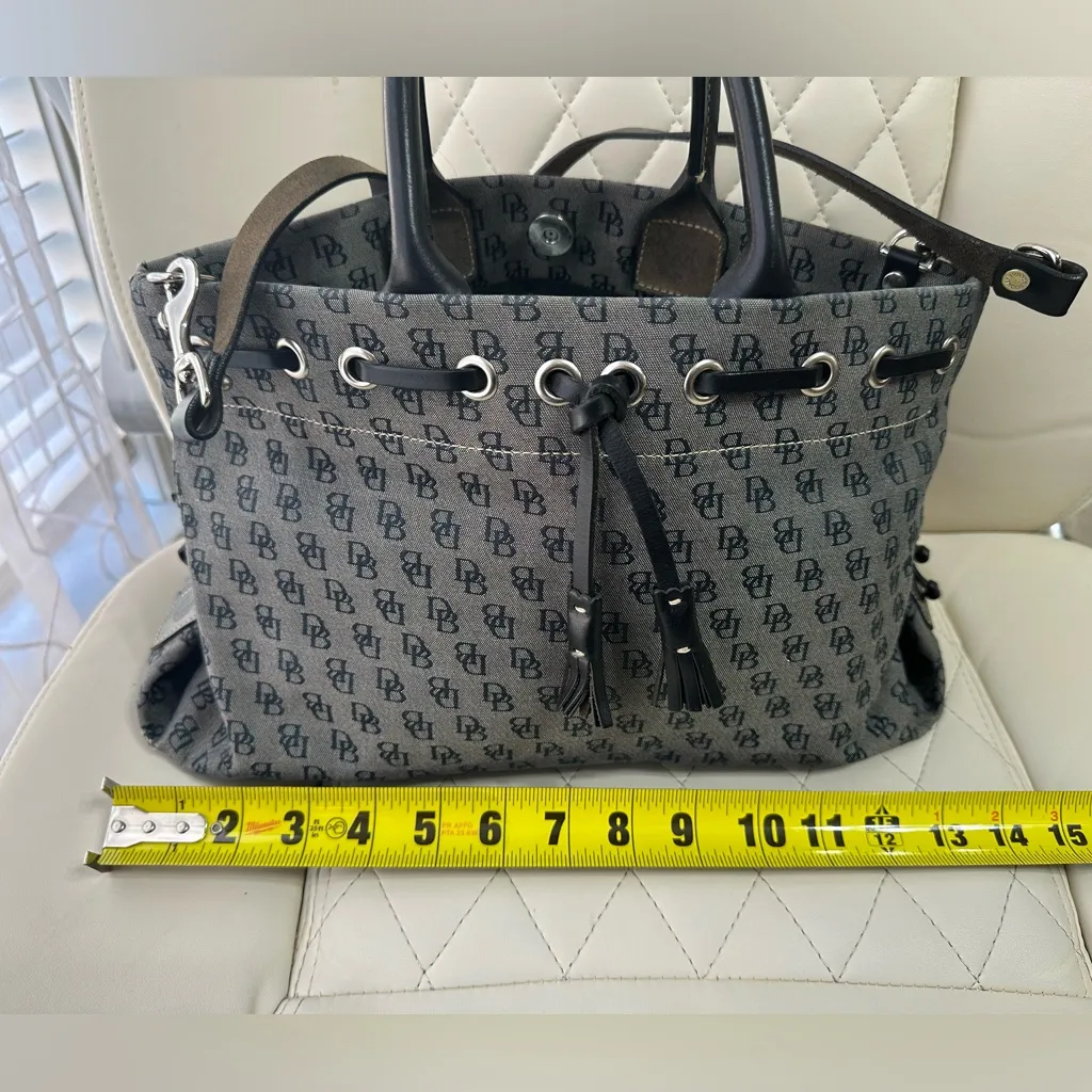 Dooney & Bourke Monogram Signature Tassel Tote Vintage purse black gray - Image 7
