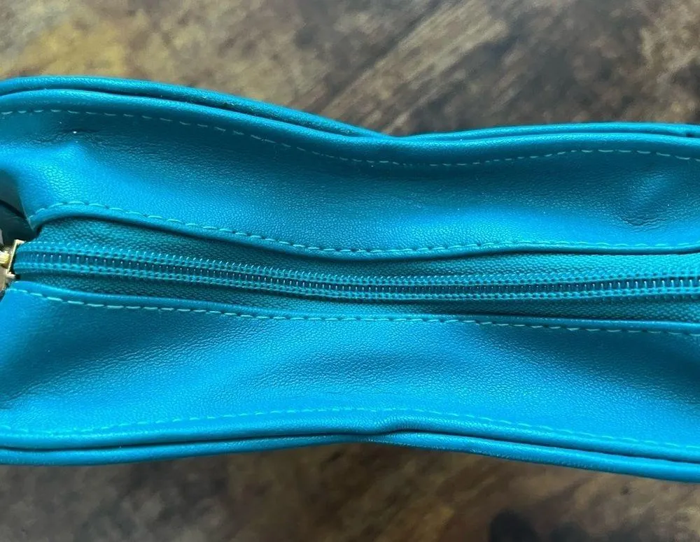 Companiafantastica teal blue heart shaped purse - Image 12