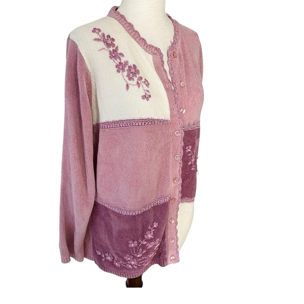 VINTAGE DRESSBARN Chenille Floral Embroidered Granny Cardigan - Image 4