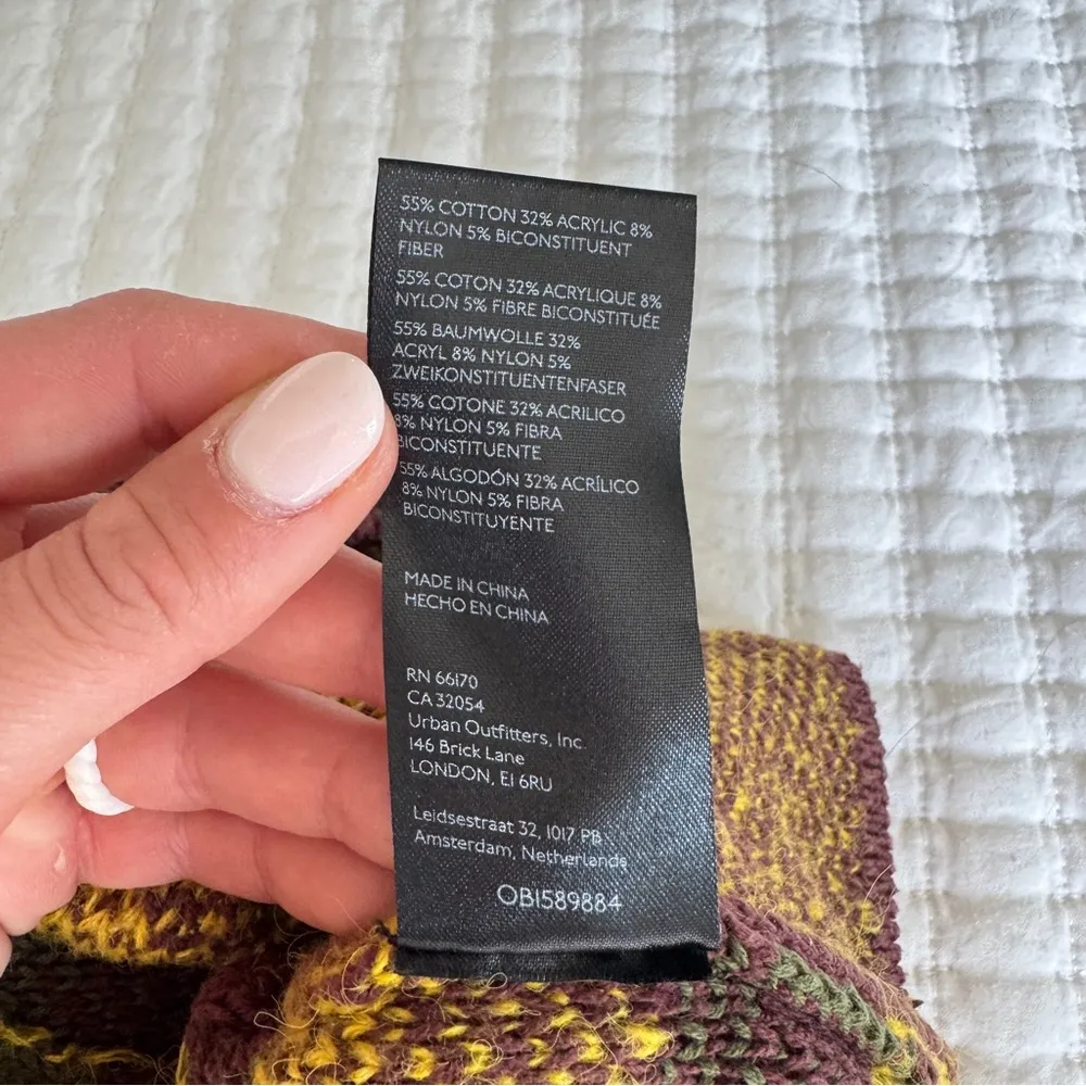 Urban Outfitters BDG Rio Pullover Cropped Sweater - Image 10