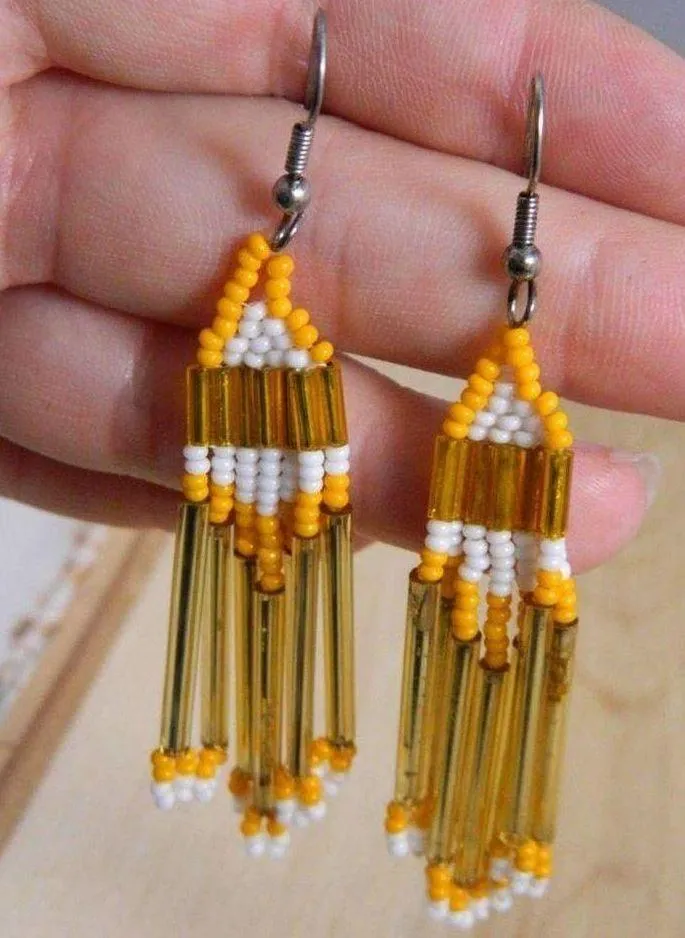 Vintage Beaded Hook Earrings, Orange and White Bead Hook Earrings - Image 5