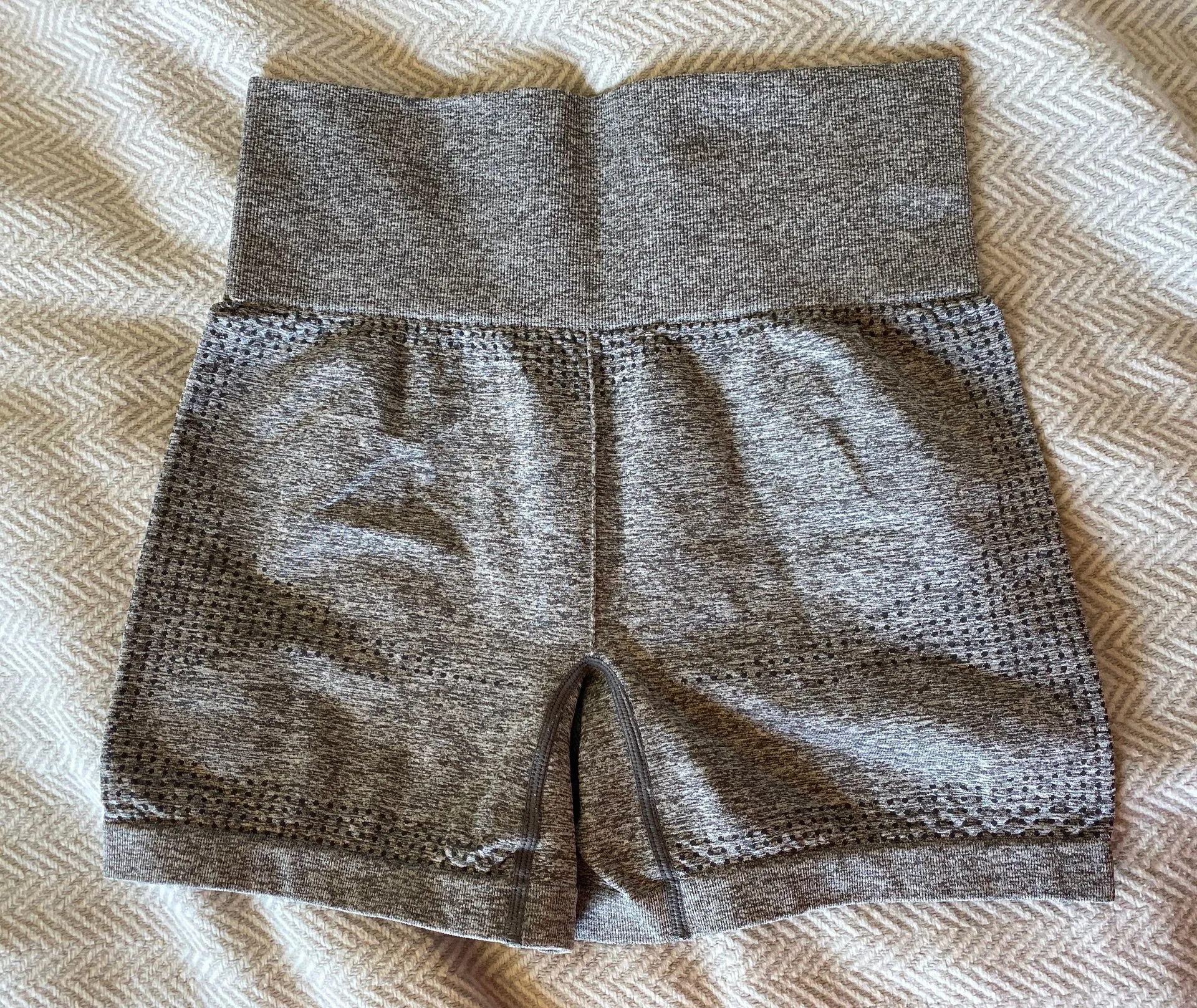 Gymshark Spandex Shorts - Image 2