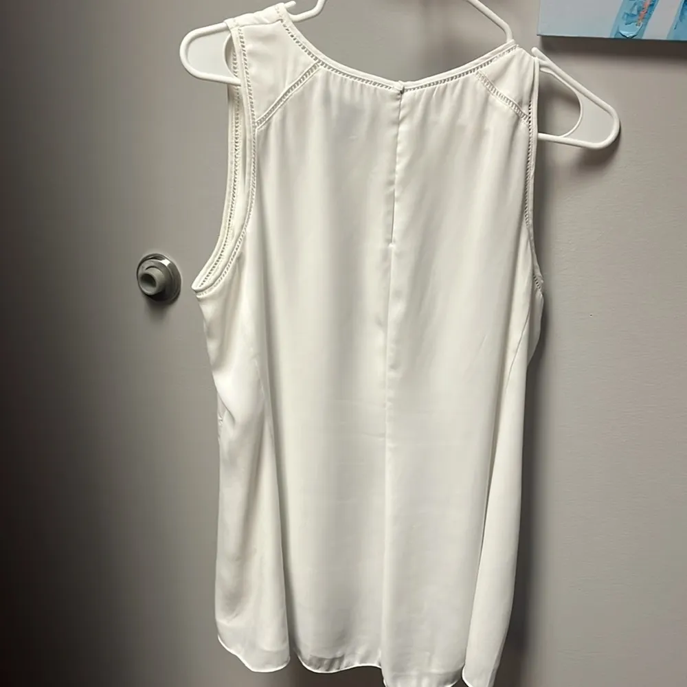 WHBM Sleeveless white top - Image 6